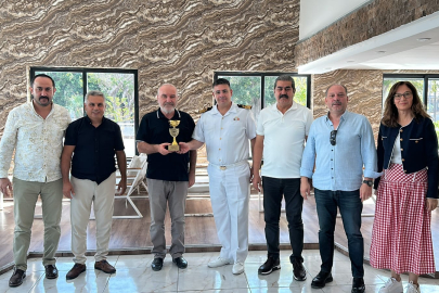 AÇIK DENİZ YÜZME MARATONU ÖDÜLLERİ SAHİPLERİNİ BULDU