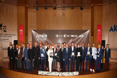 AHBİB, İHRACATIN YILDIZLARINI ÖDÜLLERLE TAÇLANDIRDI