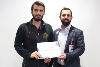 DOKTOR ARDA CAN DOĞAN, KALPLERE FERAHLIK VERİYOR