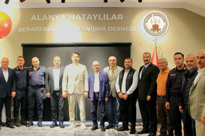 Alanya’da kurulan Hataylılar Beraberlik ve Dayanışma Derneği'ne  protokolden hayırlı olsun ziyareti