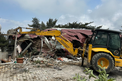 Soğukoluk Yaylası'nda Kaçak Yapılar Yıkıldı