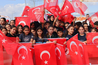 CUMHURİYET'İN 102. YILI COŞKUYLA KUTLANDI