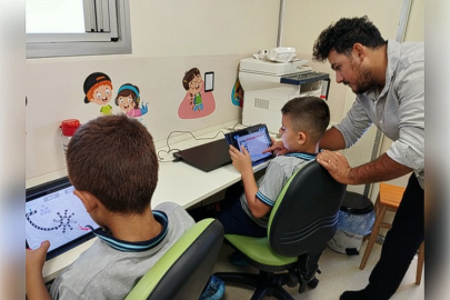 Ateşböceği Öğrenim Birimi Türkiye’nin farklı noktalarına eğitim desteği taşımaya devam ediyor