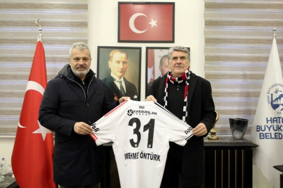 HBB BAŞKANI ÖNTÜRK, BJK BAŞKANI ADALI’YI AĞIRLADI