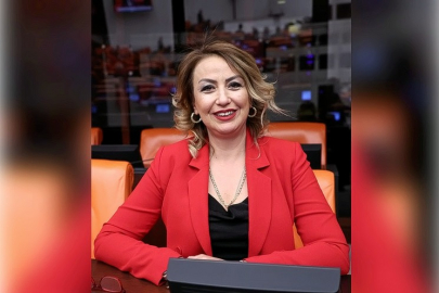 YILDIRIM KARA: KADIN HAREKETİNİN GÖREVİ CUMHURİYET BAYRAĞINI İLERİYE TAŞIMAKTIR