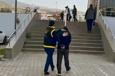 İskenderun'da pompalı tüfekle cinayet işleyen zanlı yakalandı