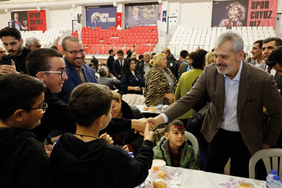 HBB BAŞKANI ÖNTÜRK, İFTARDA KIRIKHANLILARLA BULUŞTU