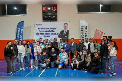 Arsuz’da Kurumlar Arası Voleybol Turnuvası Coşkuyla Tamamlandı