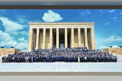 İTSO HEYETİ TOBB GENEL KURULU ÖNCESİ ANITKABİR'DE