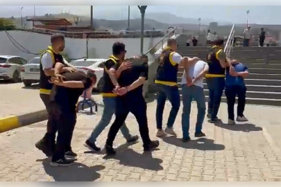 İskenderun’da Aranan 4 Şahıs Yakalandı, 3’ü Tutuklandı