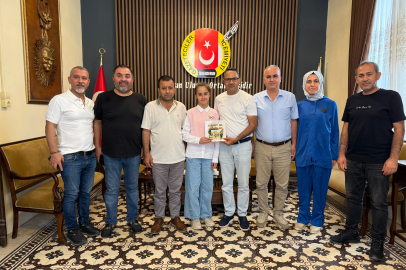11 Yaşındaki Beren Bilgin İlk Kitabını İGC’de Tanıttı