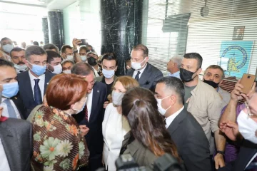 İYİ Parti Genel Başkanı Akşener Hatay’da esnafı ziyaret etti