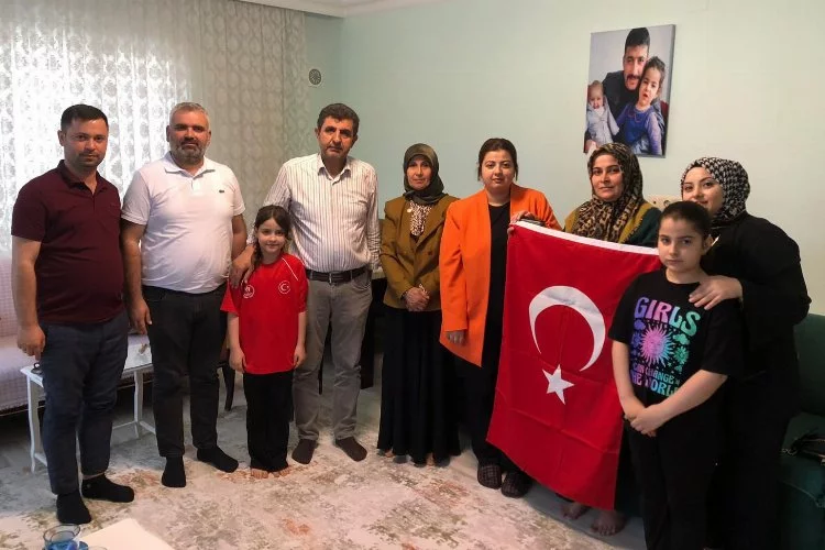 Ak Parti Hatay İl Teşkilatından Şehit Ailesine ziyaret