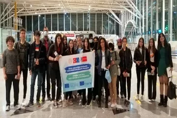 Öğrenciler Erasmus+ ile Yunanistan’a Uçuyor 