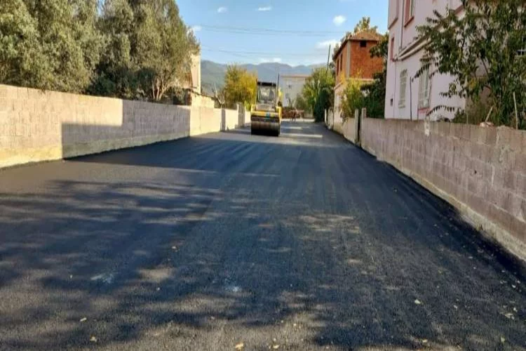 Erzin Bahçelievler Mahallesi Yalmanlar Caddesi Asfaltlanıyor 