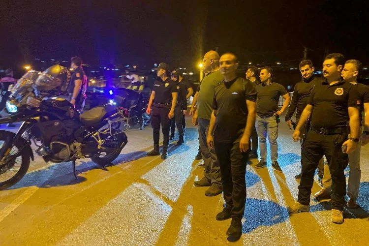 İskenderun'da Polis Ekipleri Tepe Mahallelerde Geniş Kapsamlı Uygulama Yaptı